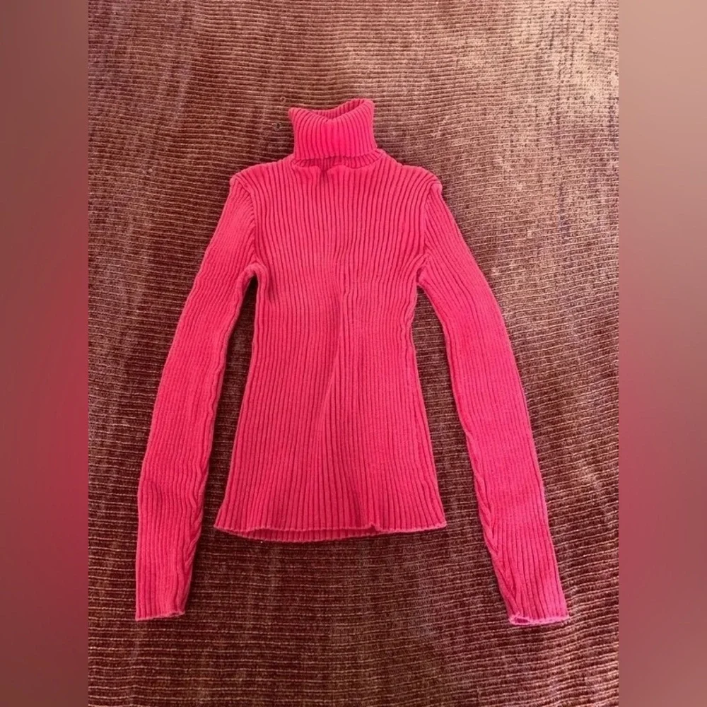Red Ribbed Turtleneck - Picture 3 of 13